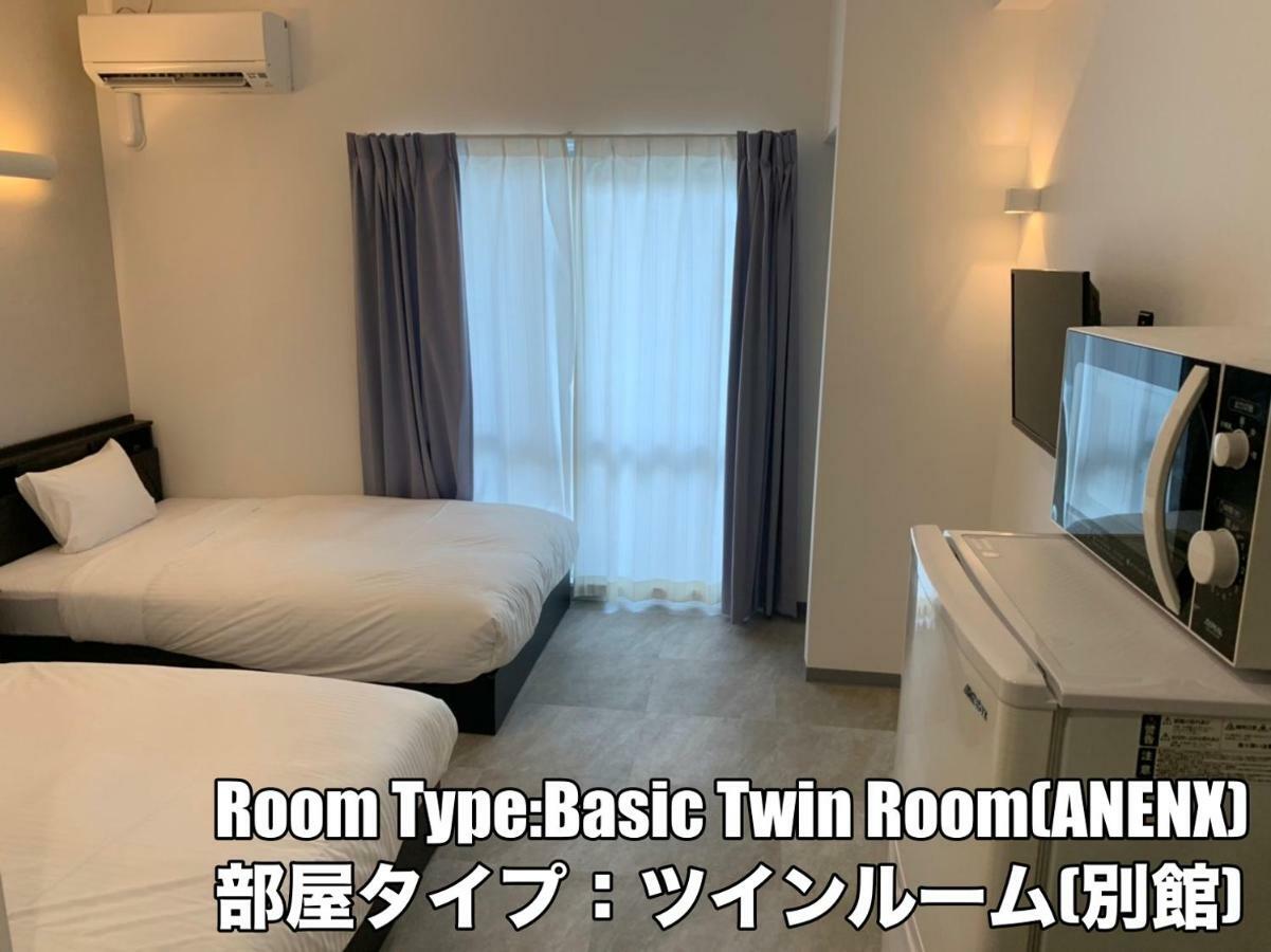 Hotel Mr.Kinjo Golden Cats Ishigaki  Exterior photo